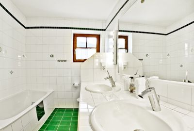 zugspitz-apps-ferienappartement-bad.jpg